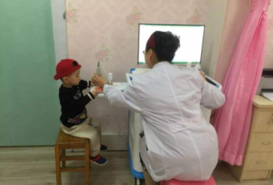 寒亭区妇幼保健院儿童保健科最新引进91视频下载免费检测仪关爱孩子骨骼健康